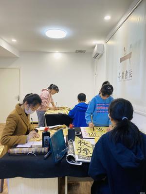 青島佳士棠教育咨詢服務(wù) 點(diǎn)亮求學(xué)之路的專業(yè)向?qū)? />
</span>
<span id=